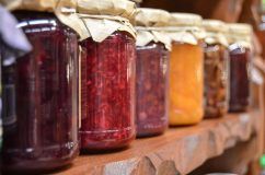 aliments conservés dans des bocaux